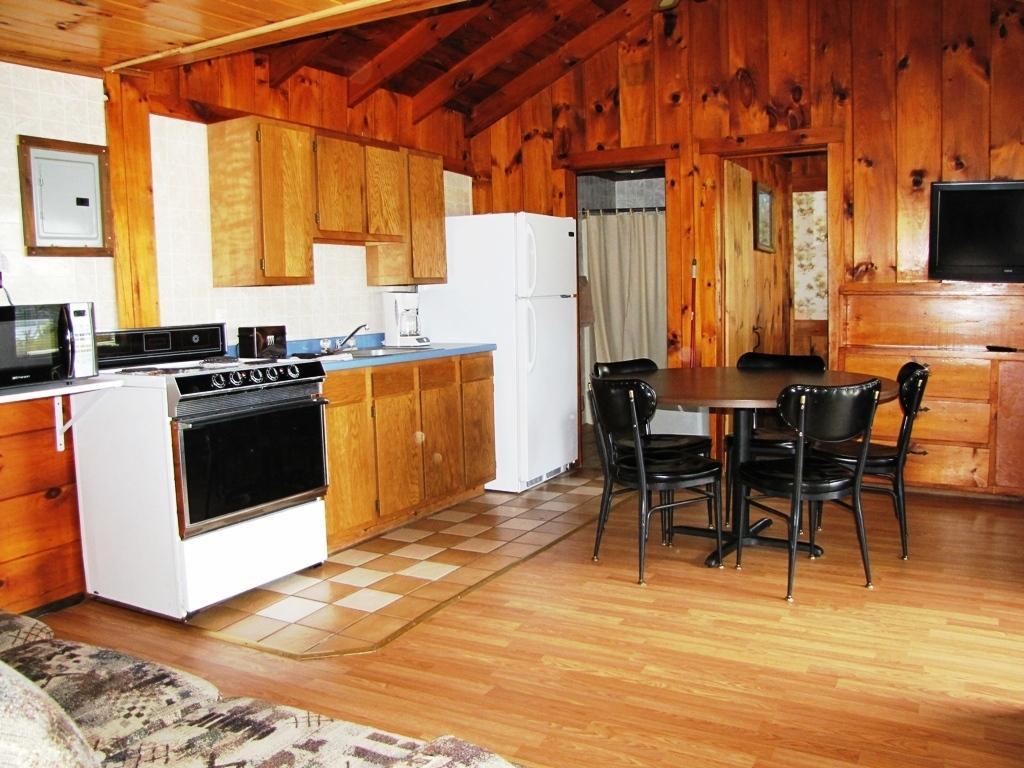 Depe Dene Resort Lake George Room photo